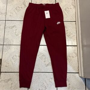 New Nike Sportswear Club Fleece Joggers Red Men’s Size Medium BV2671-677